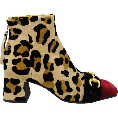 Dark Red Velvet Ankle Boots , female, Sizes: 4 1/2 UK - Mara Bini - Modalova