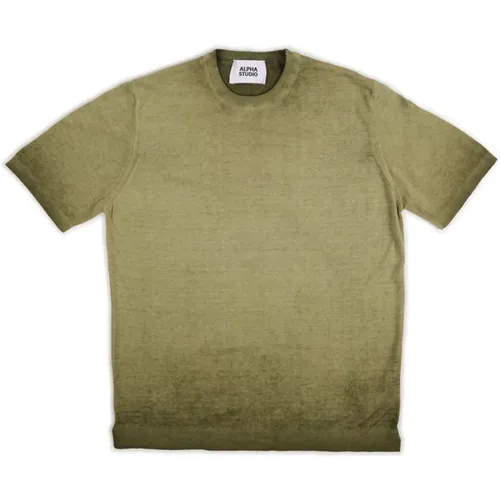 Militärgrünes Herren T-Shirt Reverse Cold , Herren, Größe: XL - Alpha Studio - Modalova