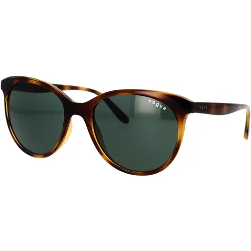 Dunkle Havana Sonnenbrille mit grünen Gläsern - Vogue - Modalova