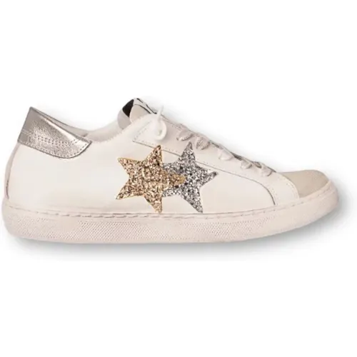 Low Top Sneakers in -Ice-Gold-Silver , female, Sizes: 3 UK - 2Star - Modalova