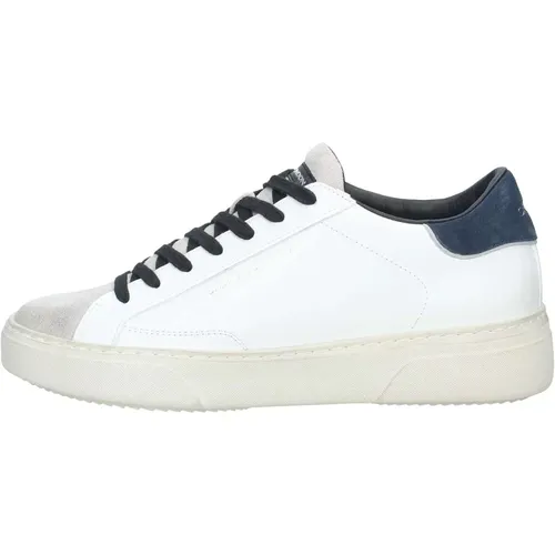 Essential 3.0 Stylische Sneakers - Crime London - Modalova