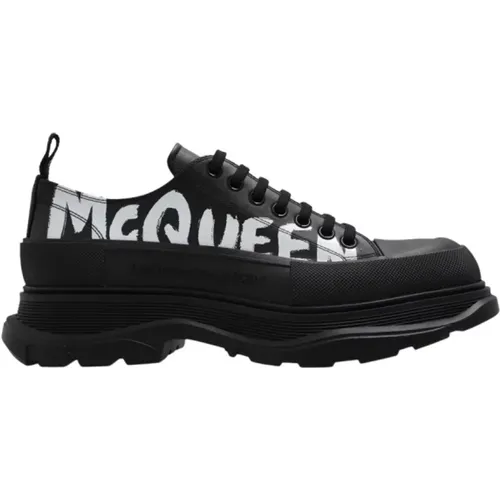 Leather platform sneakers , male, Sizes: 6 1/2 UK, 7 1/2 UK, 11 UK, 6 UK, 7 UK, 8 UK, 9 UK, 5 1/2 UK, 8 1/2 UK - alexander mcqueen - Modalova