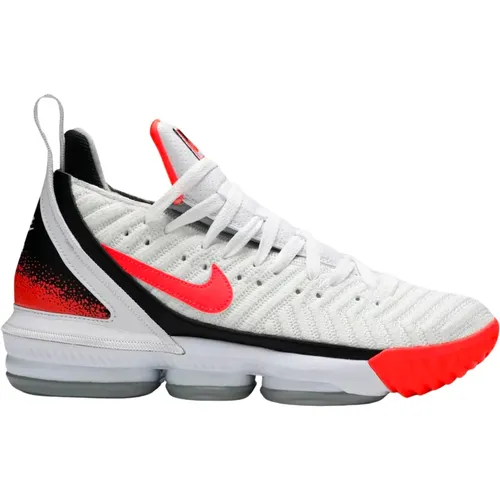 Limitierte Auflage Lebron 16 White Hot Lava , Herren, Größe: 40 1/2 EU - Nike - Modalova