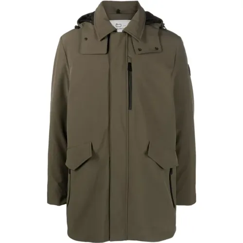 Grüner Tech Softshell Daunenmantel , Herren, Größe: M - Woolrich - Modalova