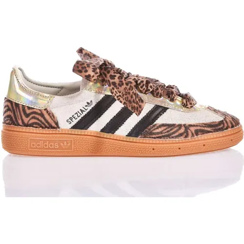 Braun Gold Sneakers Damenschuhe , Damen, Größe: 42 EU - Adidas - Modalova