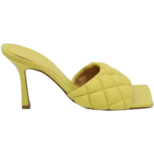 Quilted Padded Mule Leather Sandals , female, Sizes: 4 1/2 UK - Bottega Veneta Vintage - Modalova