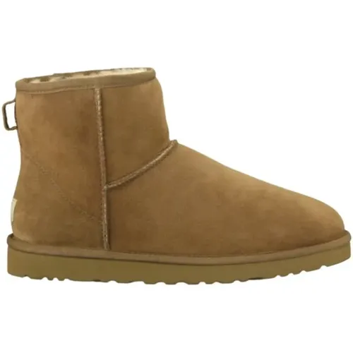 Classic Mini Boot , male, Sizes: 10 UK - Ugg - Modalova