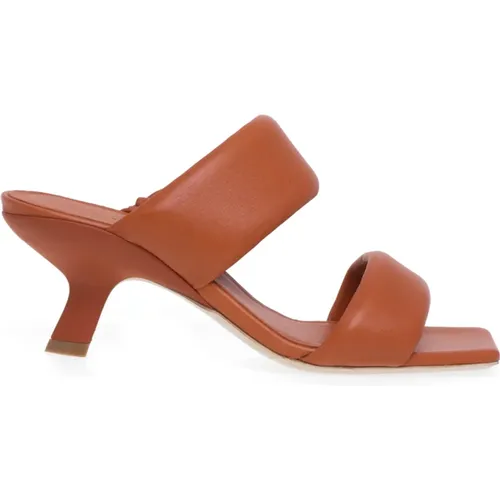 Slash Heel Leather Ciabattas , female, Sizes: 3 UK, 4 UK, 5 UK, 4 1/2 UK - Vic Matié - Modalova