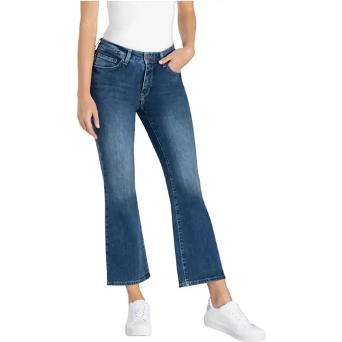 Authentische Flare Cropped Jeans - Mittelblauer Denim - MAC - Modalova
