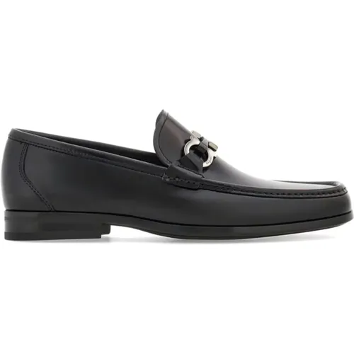 Flat Shoes Gancini Almond Toe , male, Sizes: 7 UK, 8 UK, 5 UK - Salvatore Ferragamo - Modalova