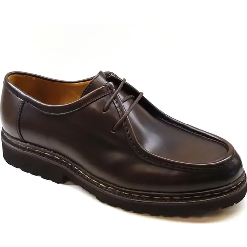 Leather Blucher Shoe with Textured Upper and Strong Microporous Sole , male, Sizes: 6 1/2 UK, 6 UK - Berwick - Modalova