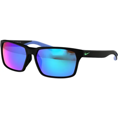 Stylish Maverick Sunglasses for Men , unisex, Sizes: 59 MM - Nike - Modalova