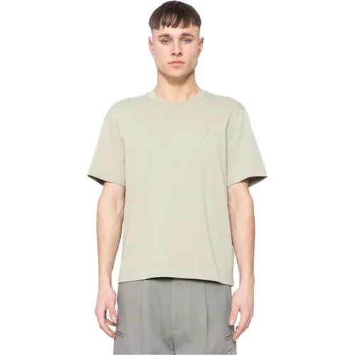 Sauber und minimalistisch Kreide T-Shirt - Ami Paris - Modalova