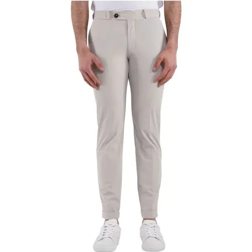 Slim-Fit Chino Pants for Men , male, Sizes: L, S, XL, M, 2XL - RRD - Modalova