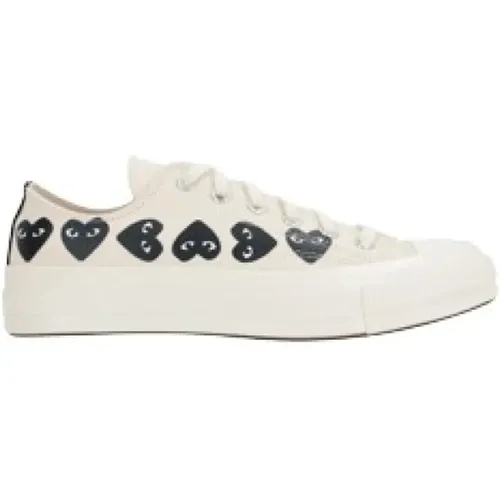 Low-Top Canvas Sneakers , male, Sizes: 8 UK, 8 1/2 UK, 7 UK - Comme des Garçons Play - Modalova