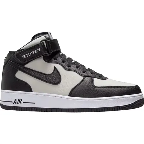 Limitierte Auflage Stussy Air Force 1 Mid , Herren, Größe: 41 EU - Nike - Modalova