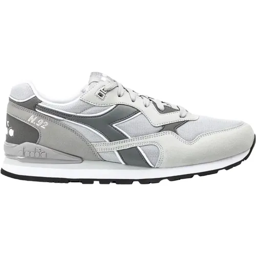 Graue Stoff-Sneaker mit Schnürsenkeln , Herren, Größe: 41 EU - Diadora - Modalova