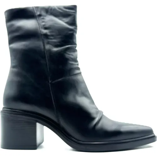 Schwarze Stiefeletten Mjus - MJUS - Modalova