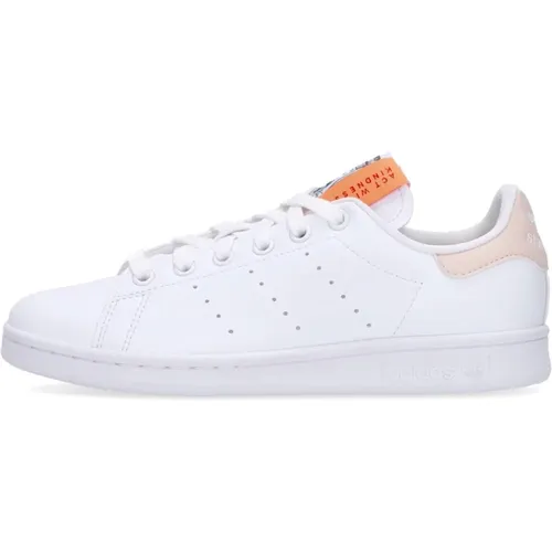 Cloud Low Sneaker Womens Shoe , female, Sizes: 3 UK, 3 2/3 UK - Adidas - Modalova