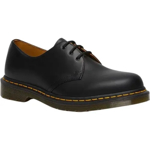Smooth Shoes , male, Sizes: 3 UK, 6 UK, 4 UK, 5 UK, 7 UK - Dr. Martens - Modalova