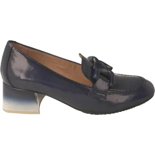 Blaue Wildleder-Loafers mit Ketten-Detail , Damen, Größe: 39 EU - Hispanitas - Modalova