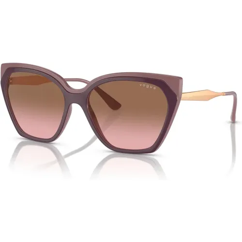 Stylish Sunglasses in Violet Pink/Pink Green Shaded, Nude/Dark Sunglasses - Vogue - Modalova