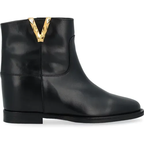 Leather Ankle Boot with Faceted Metal V , female, Sizes: 5 UK, 4 UK, 7 UK, 6 UK, 3 UK, 4 1/2 UK - Via Roma 15 - Modalova