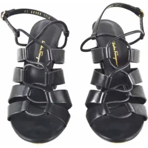 Pre-owned Fabric sandals , female, Sizes: 9 UK - Salvatore Ferragamo Pre-owned - Modalova