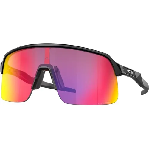 Stilvolle Sonnenbrillenkollektion für sonnige Tage - Oakley - Modalova