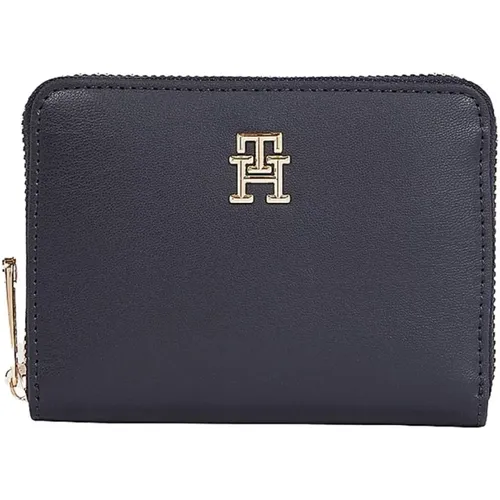 Blaue PU-Leder Geldbörse mit Metalllogo - Tommy Hilfiger - Modalova