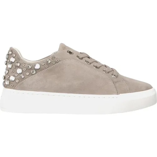 Studded Leather Sneaker with Platform , female, Sizes: 4 UK, 5 UK, 8 UK, 7 UK, 3 UK, 6 UK, 2 UK, 9 UK - Alma en Pena - Modalova