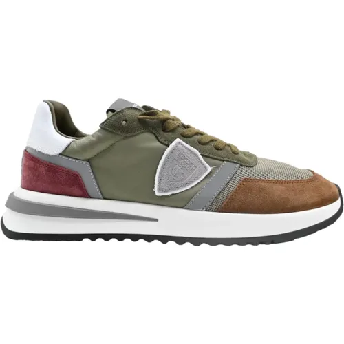 Low Top Mondial Sneakers in Grey Brown , male, Sizes: 9 UK, 6 UK, 11 UK, 8 UK, 5 UK, 7 UK, 10 UK - Philippe Model - Modalova