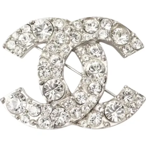 Pre-owned Metal brooches , female, Sizes: ONE SIZE - Chanel Vintage - Modalova