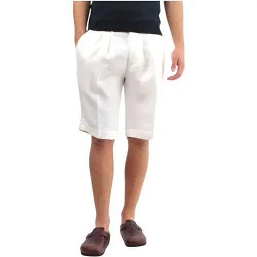Weiße Leinen-Bermuda-Shorts - Michael Coal - Modalova