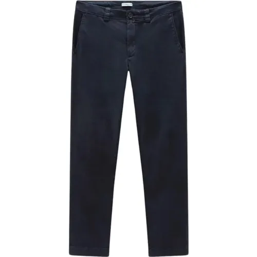 Classic Chino Pant with Unique Finish , male, Sizes: W29 - Woolrich - Modalova
