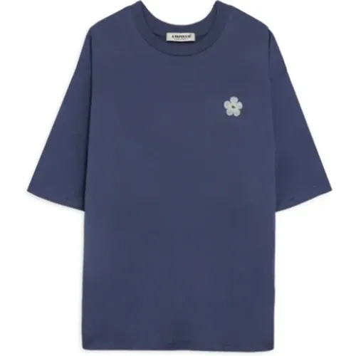 Blaues Blumen Logo T-shirt , Herren, Größe: XS - A Paper Kid - Modalova