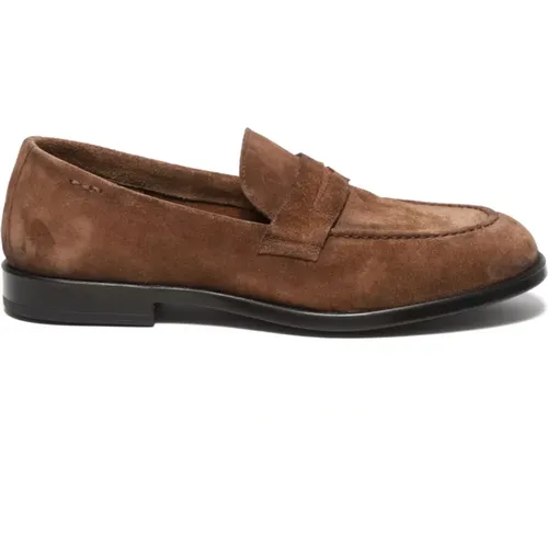 Suede Loafer Shoes , male, Sizes: 7 1/2 UK, 8 UK, 7 UK, 9 1/2 UK, 6 UK - Alexander Hotto - Modalova