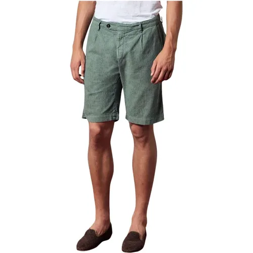 Weiche Bermuda-Shorts mit genähten Falten , Herren, Größe: 3XL - Massimo Alba - Modalova