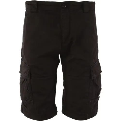 Cargo Bermuda Shorts Schwarz Satin Stretch , Herren, Größe: L - C.P. Company - Modalova