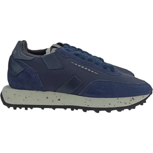 High-Quality Sneakers for Men , male, Sizes: 10 UK, 6 UK - Ghoud - Modalova