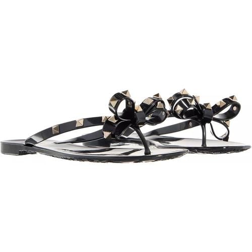 Sandalen & Sandaletten - Thong Summer Rockstud - Gr. 37 (EU) - in - für Damen - Valentino Garavani - Modalova