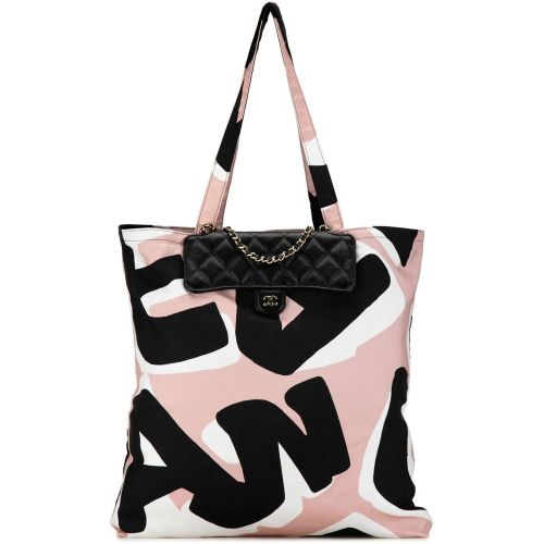 Hobo Bags - Nylon Graffiti Foldable Shopping Tote in Caviar Fl - Gr. unisize - in - für Damen - Chanel - Modalova