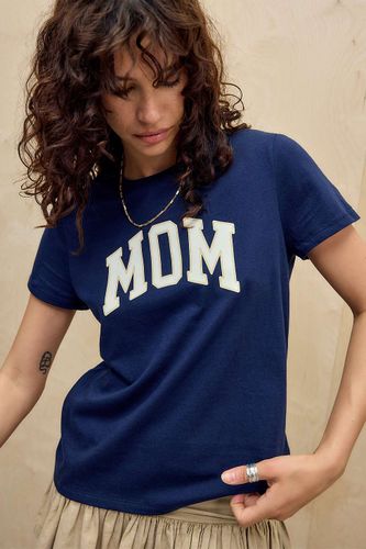 Mom T-Shirt - XS at Urban Outfitters - GAP - Modalova