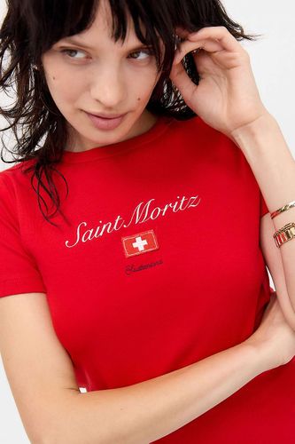 UO Saint Moritz Appliqué T-Shirt - S at - Urban Outfitters - Modalova