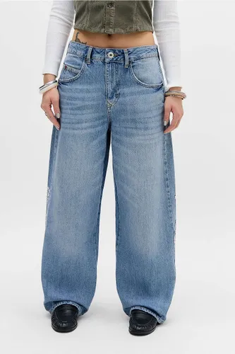 Jaya Cherry Blossom Jeans - 28W 32L at Urban Outfitters - BDG - Modalova