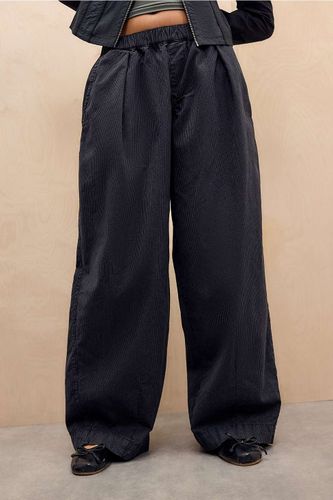 Bobbi Mini Stripe Baggy Trousers - XS at Urban Outfitters - BDG - Modalova