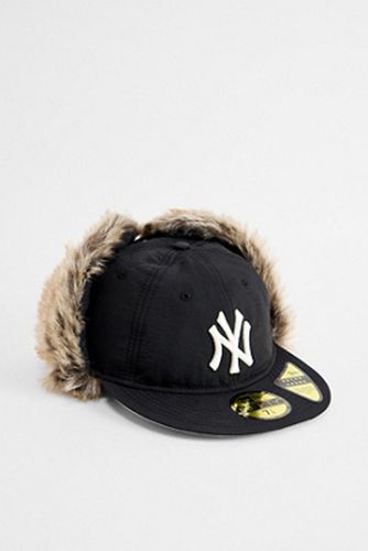 NY Yankees Dog Ear Cap - S/M at Urban Outfitters - New Era - Modalova