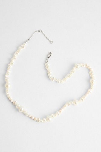 UO Pearl Choker Necklace - at - Urban Outfitters - Modalova
