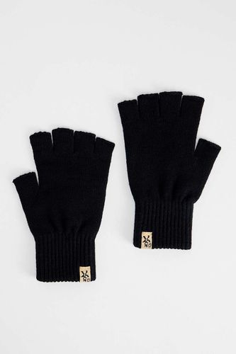 Fingerless Gloves - at Urban Outfitters - Ayker - Modalova