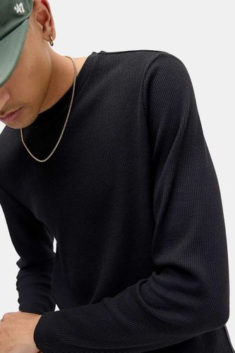 Plain Long Sleeve Waffle T-Shirt - S at Urban Outfitters - BDG - Modalova